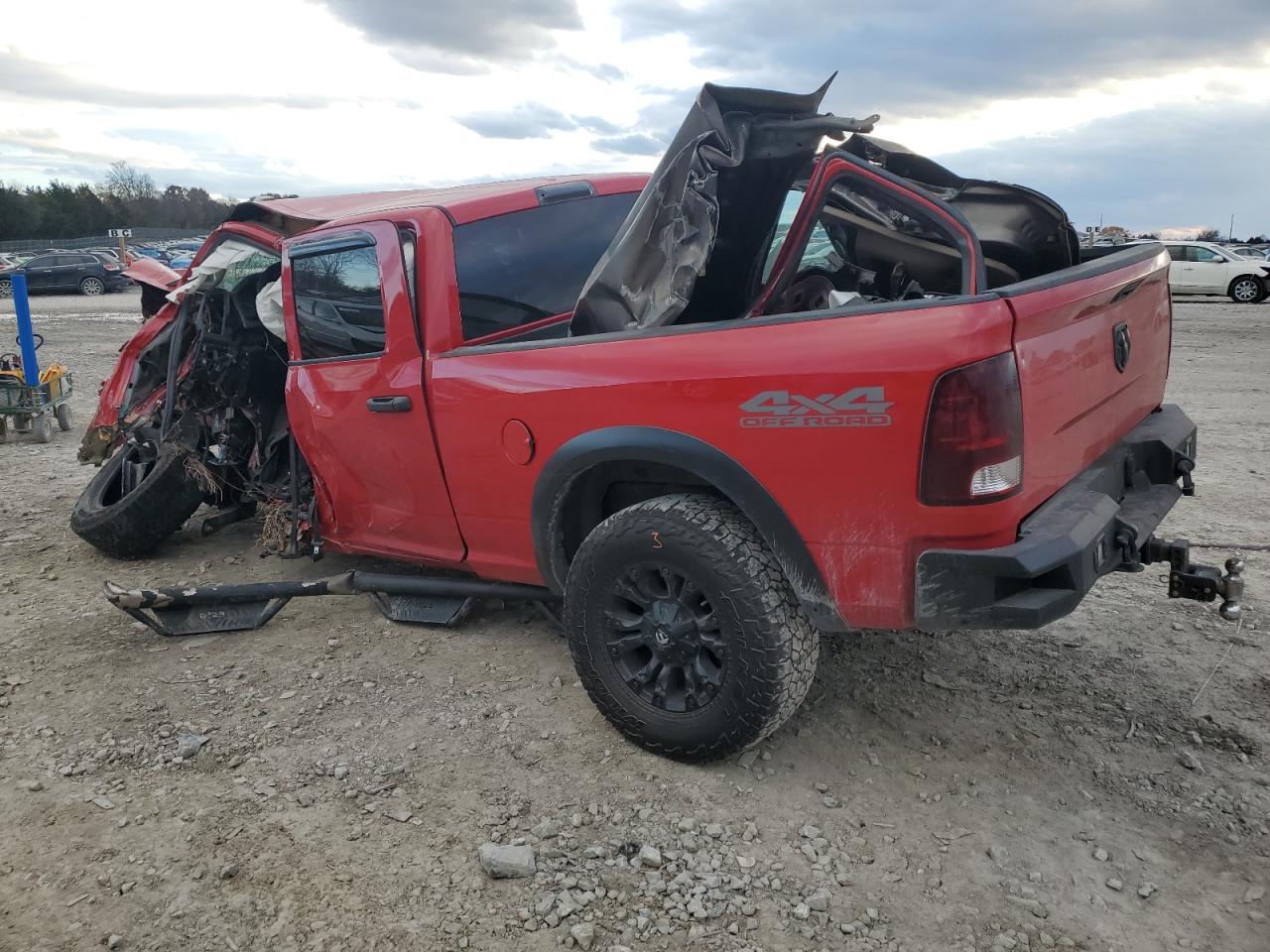 2018 RAM 2500 VIN 3C6UR5CL0JG303472 Copart auction photo, all over damage thumbnail 2