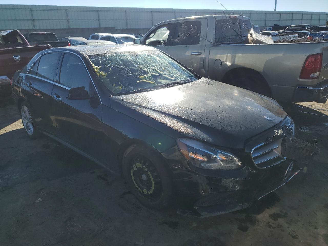 2014 Mercedes-Benz E-klasse VIN WDDHF5KBXEA815133 Copart auction photo, front end damage thumbnail 4