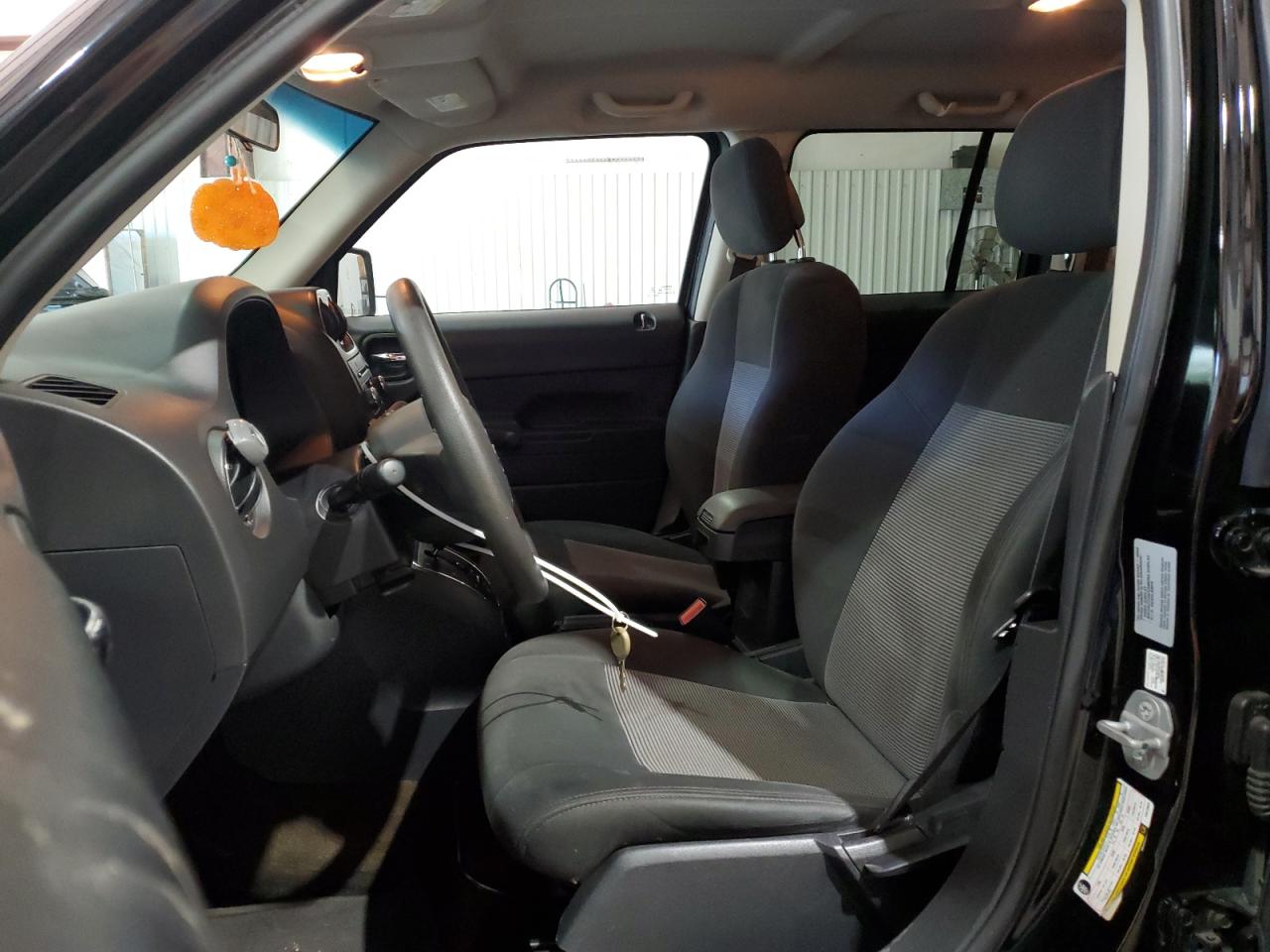 2015 Jeep Liberty (Patriot) VIN 1C4NJPBA8FD413920 Copart auction photo, front end damage thumbnail 7