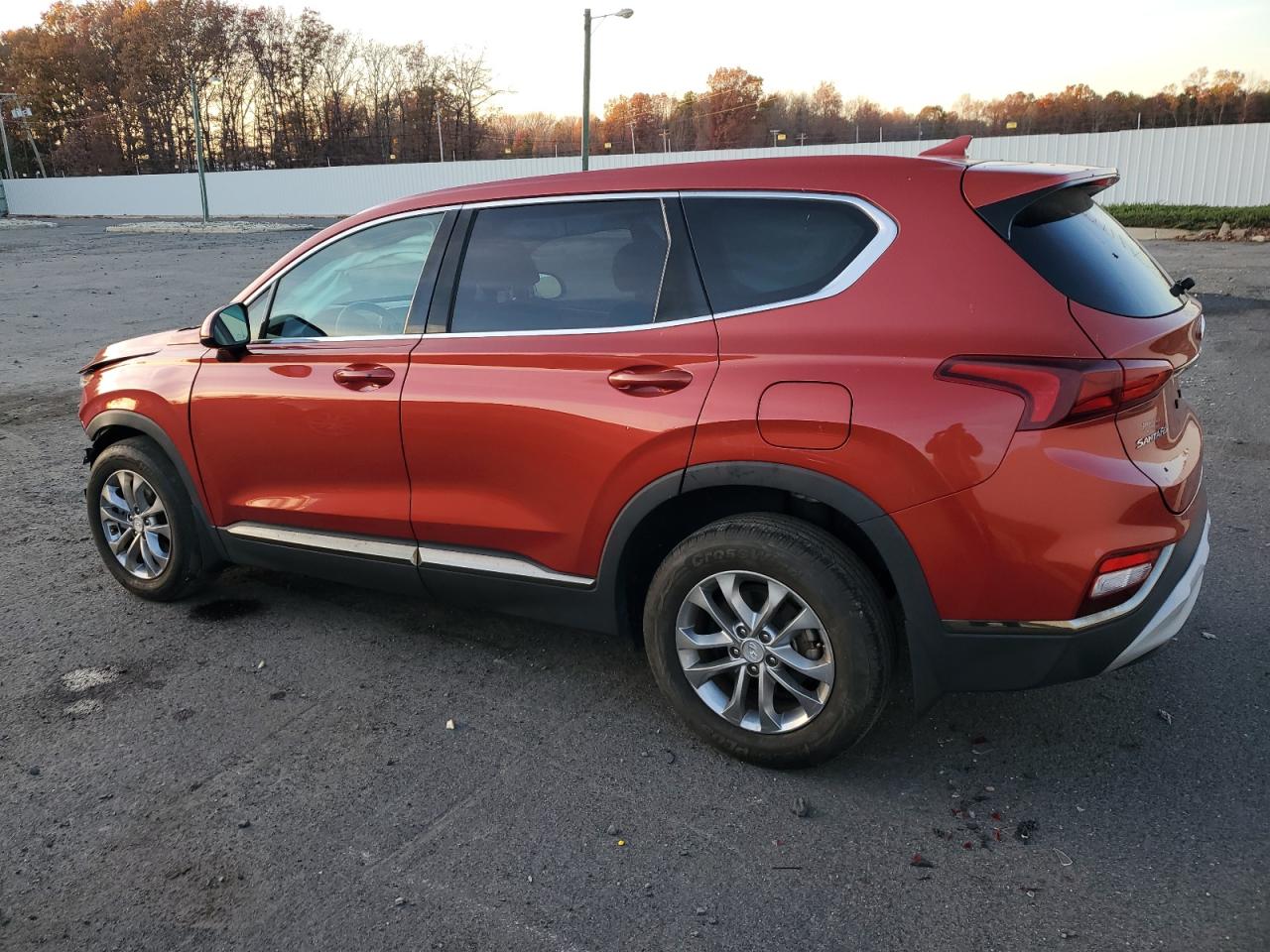 2019 Hyundai Santa Fe VIN 5NMS3CAD3KH128285 Copart auction photo, front end damage thumbnail 2