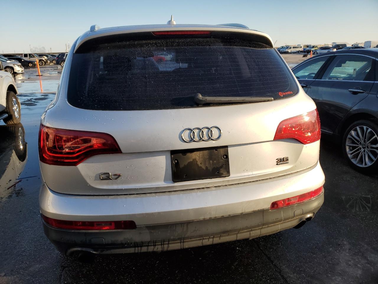 2010 Audi Q7 VIN WA1LYAFE7AD007174 Copart auction photo, front end damage thumbnail 6