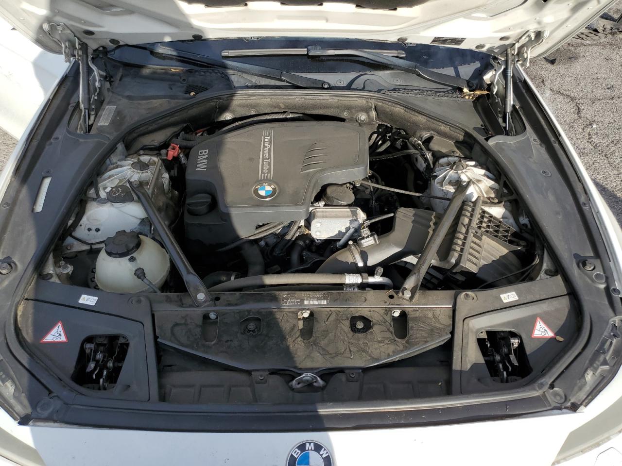2013 BMW 5er VIN WBAXG5C51DDY30867 Copart auction photo, side / front end damage thumbnail 12