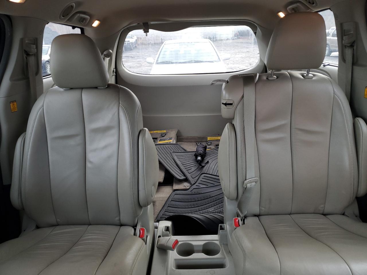 2013 Toyota Sienna VIN 5TDYK3DC9DS370966 Copart auction photo, front end / rear end damage thumbnail 10