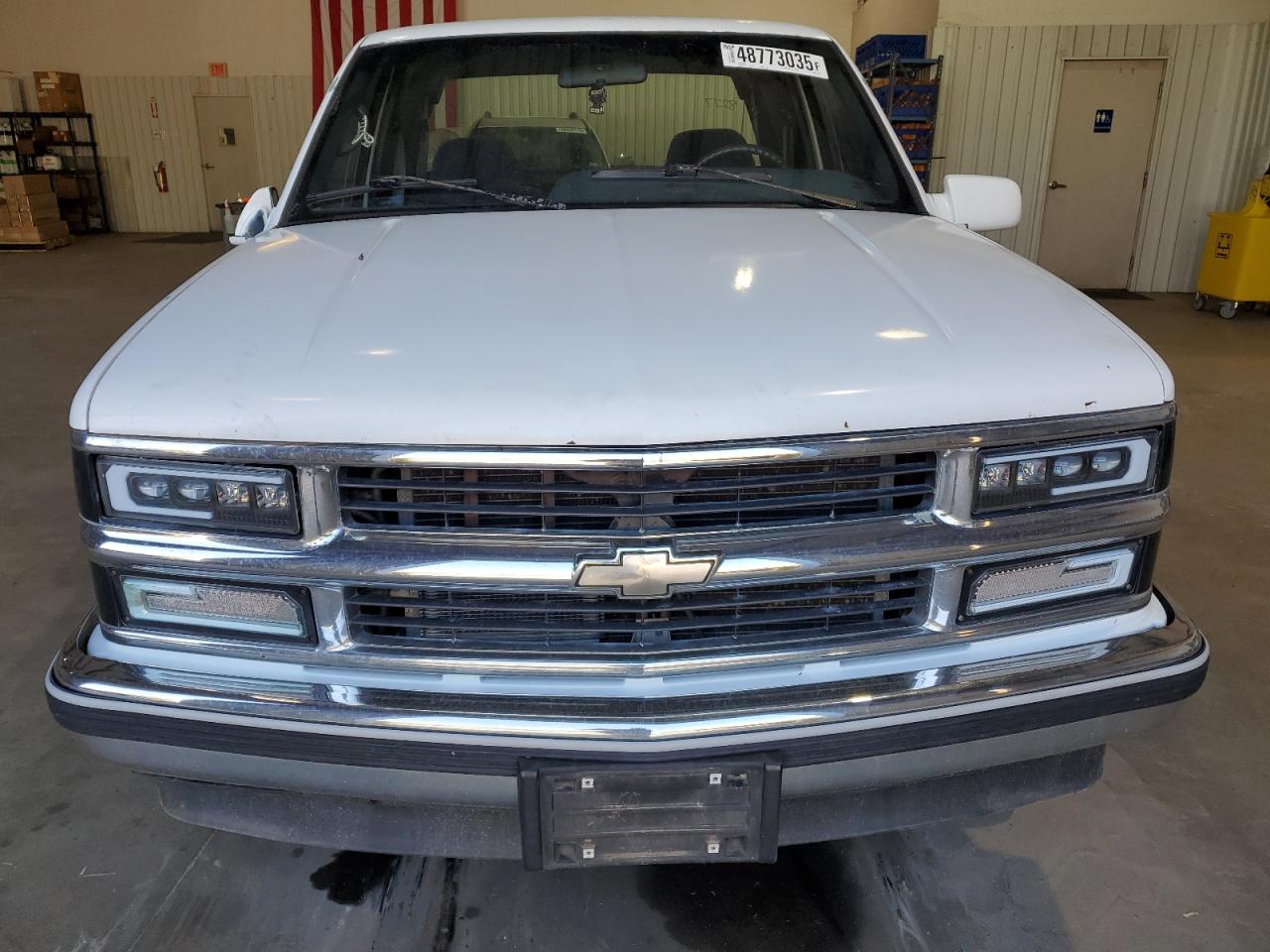 1995 Chevrolet GMT-400 VIN 1GCFC29K1SE105637 Copart auction photo, side / minor dent/scratches damage thumbnail 5