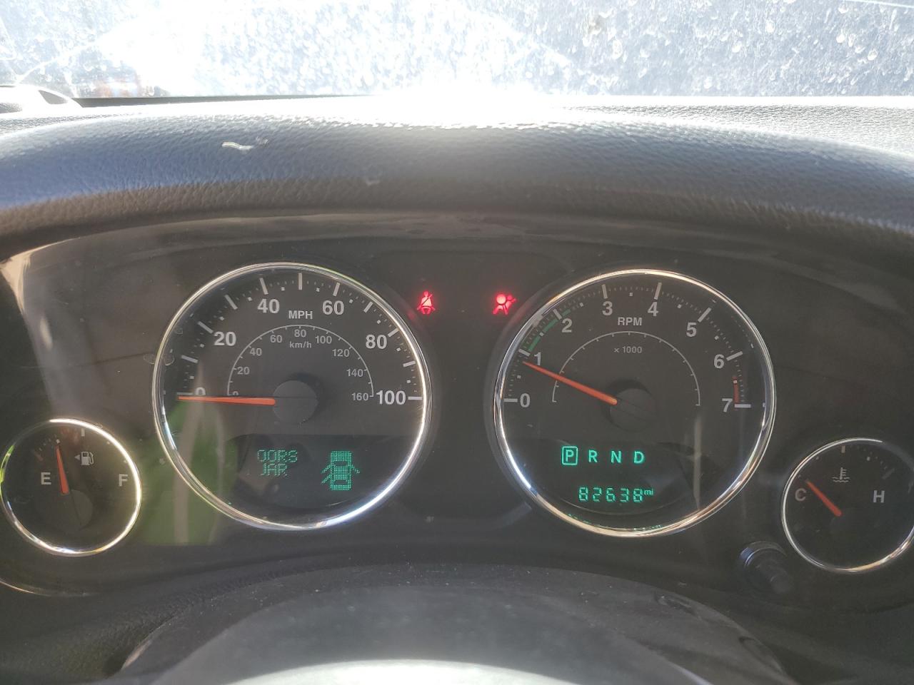 2016 Jeep Wrangler VIN 1C4BJWEG1GL264755 Copart auction photo, side damage thumbnail 9