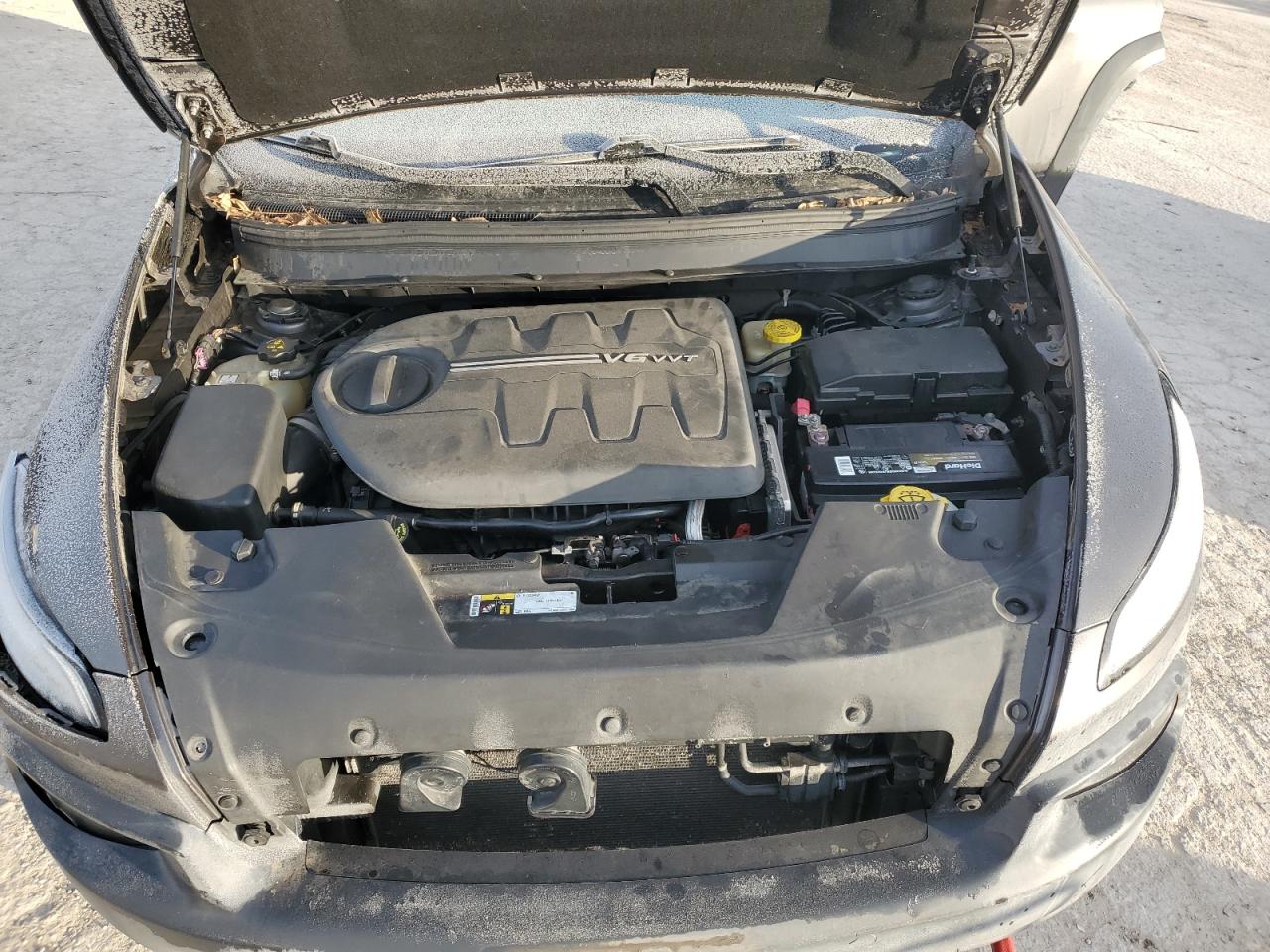 2015 Jeep Cherokee VIN 1C4PJMBSXFW623939 Copart auction photo, front end / undercarriage damage thumbnail 12