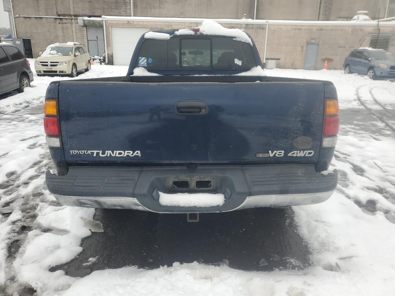 2003 Toyota Tundra VIN 5TBBT44143S351028 Copart auction photo, rear end / minor dent/scratches damage thumbnail 6