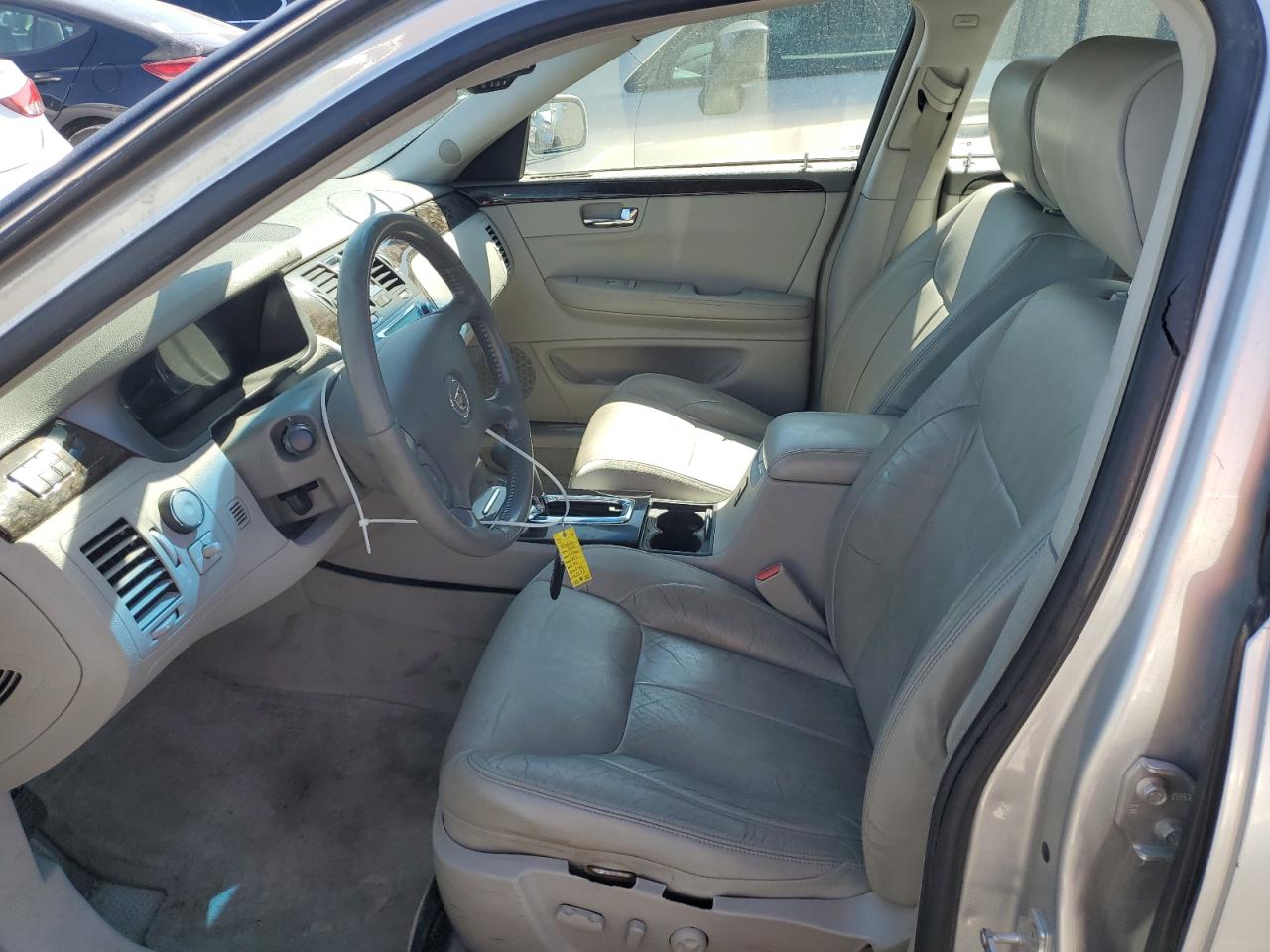 2010 Cadillac DTS VIN 1G6KA5EY8AU125083 Copart auction photo, front end damage thumbnail 7