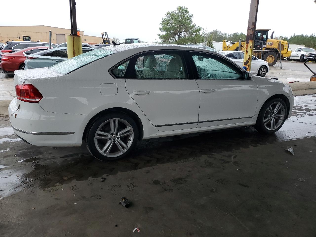 2014 Volkswagen Passat VIN 1VWCN7A37EC022127 Copart auction photo, undercarriage damage thumbnail 3