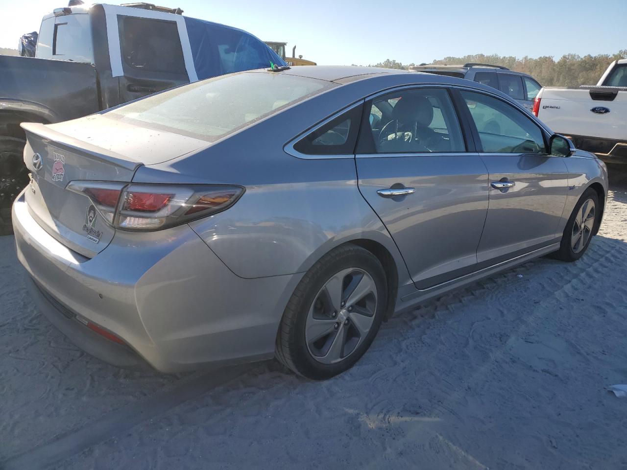 2016 Hyundai Sonata VIN KMHE34L15GA009303 Copart auction photo, water/flood damage thumbnail 3
