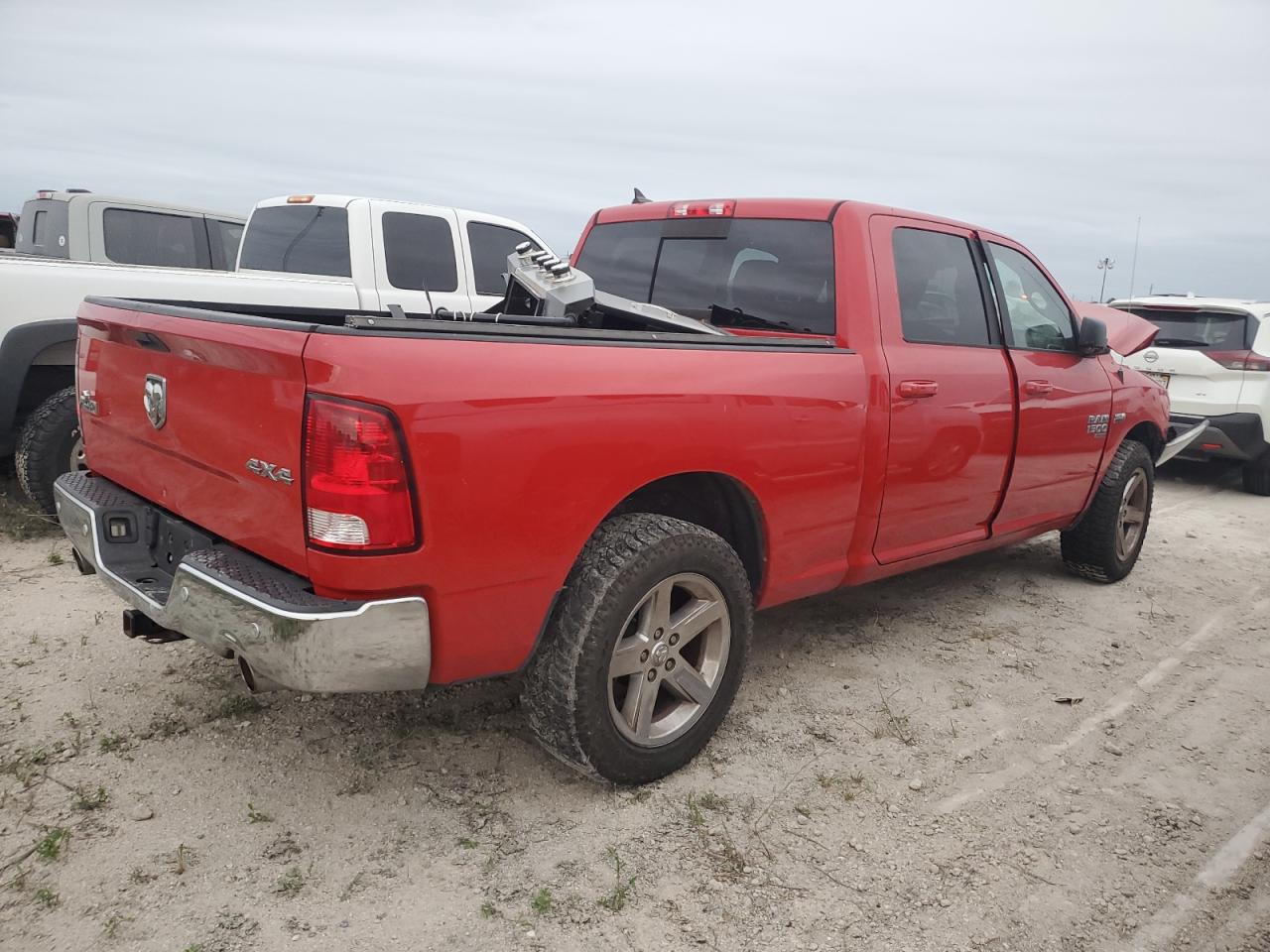 2019 RAM 1500 VIN 1C6RR7TT9KS566930 Copart auction photo, front end damage thumbnail 3