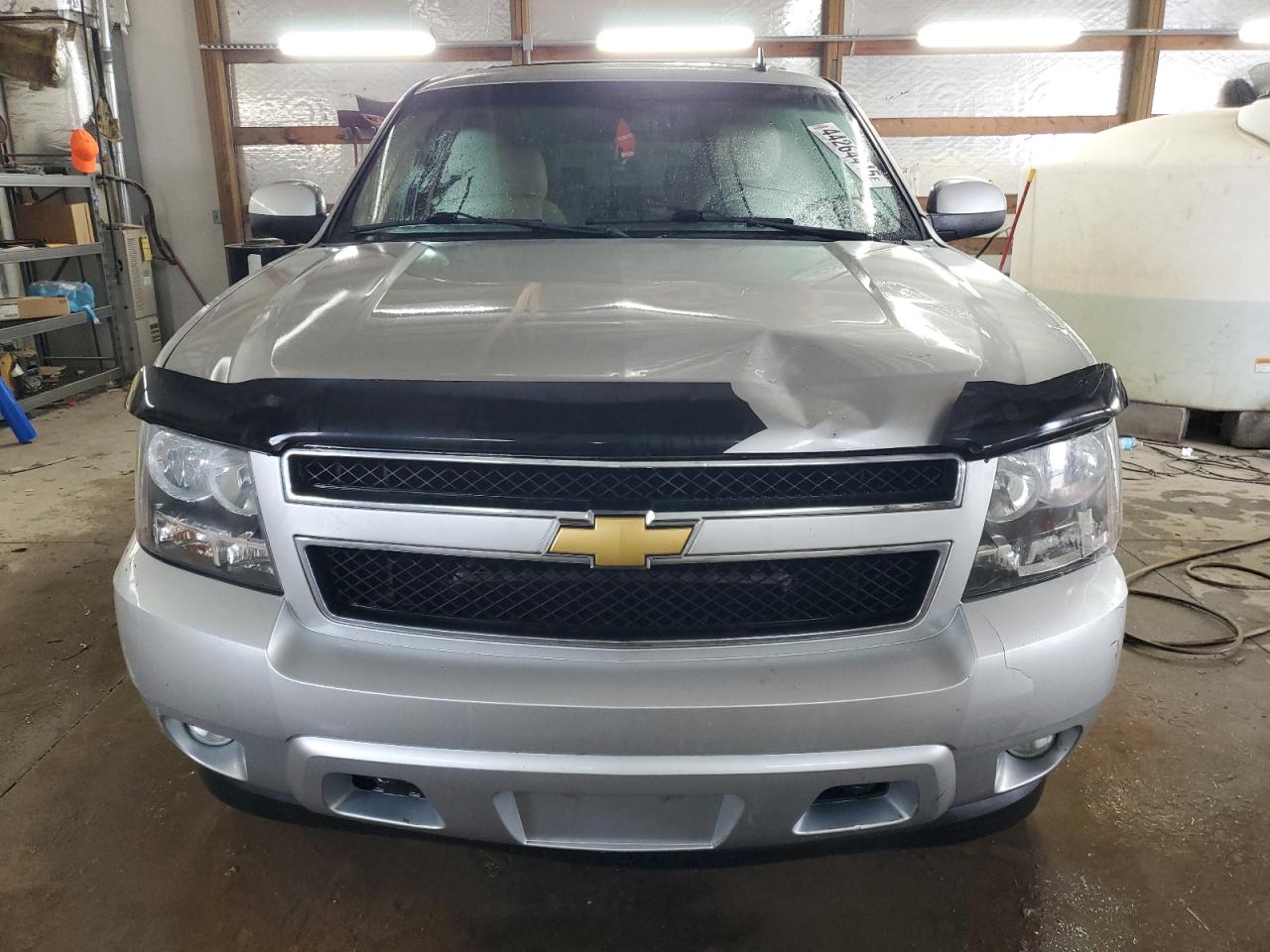 2012 Chevrolet Suburban VIN 1GNSKJE7XCR152437 Copart auction photo, front end damage thumbnail 5