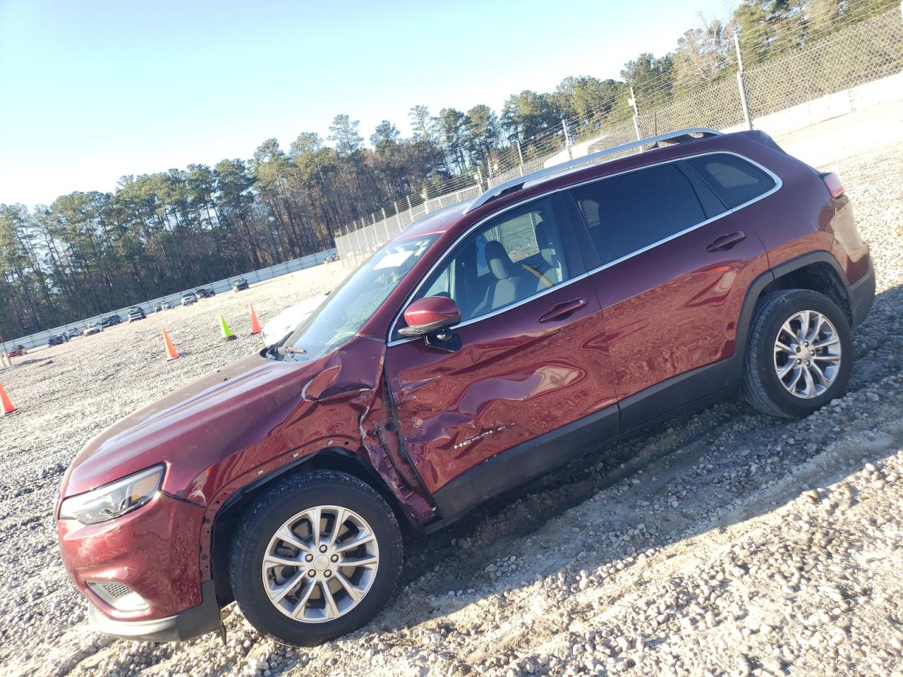 2019 Jeep Grand Cherokee VIN 1C4PJLCB3KD286111 - Copart auction photo