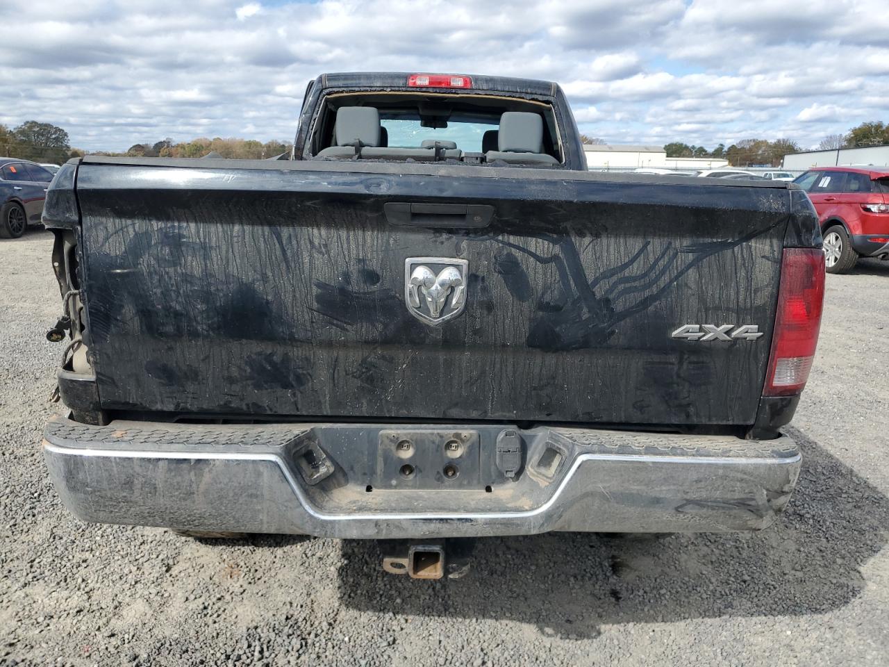 2014 RAM 2500 VIN 3C6UR5HL0EG237424 Copart auction photo, all over damage thumbnail 6