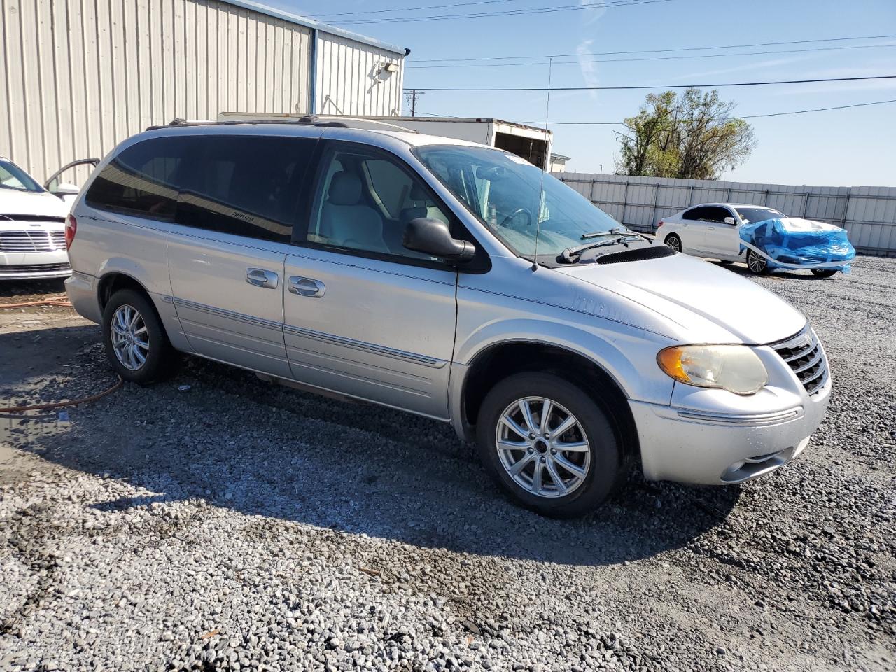 2006 Chrysler Town & Country VIN 2A8GP64L66R721660 Copart auction photo, water/flood damage thumbnail 4