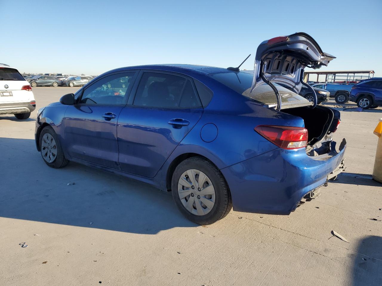 2020 KIA Rio VIN 3KPA24AD5LE274376 Copart auction photo, front end damage thumbnail 2