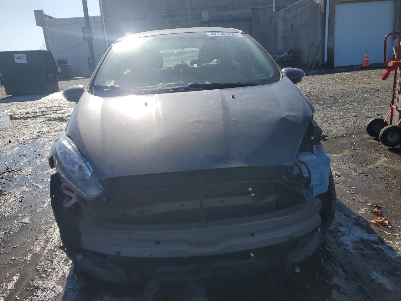 2015 Ford Fiesta VIN 3FADP4BJ6FM161040 Copart auction photo, front end damage thumbnail 5