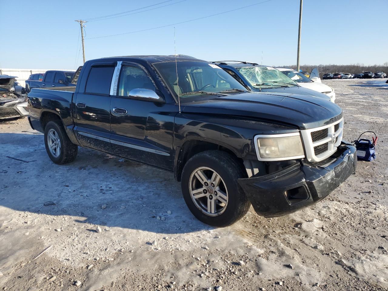 2008 Dodge Dakota VIN 1D7HW38K28S580141 Copart auction photo, front end damage thumbnail 4