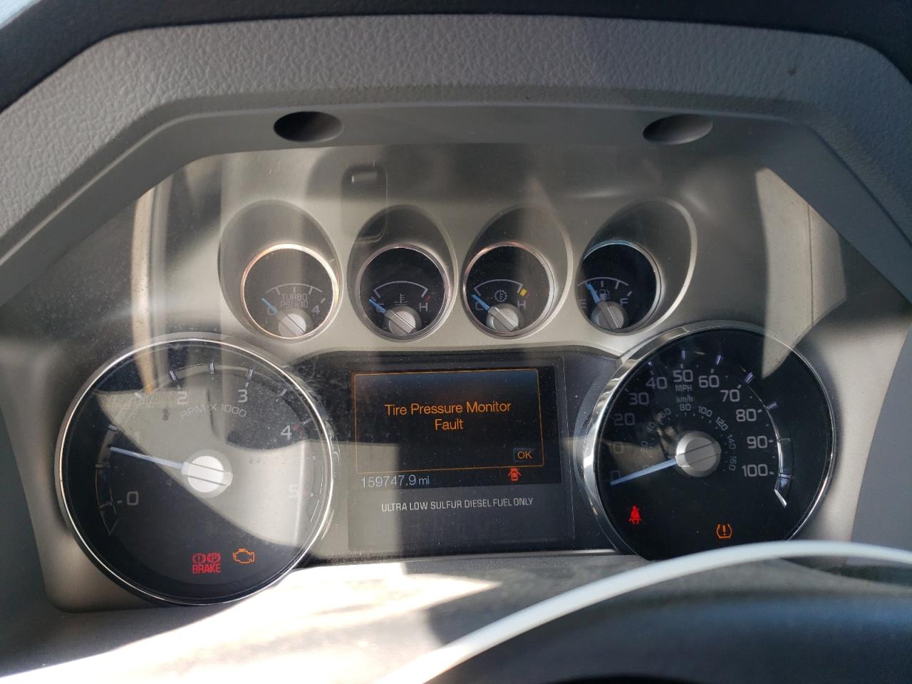 2015 Ford F250 VIN 1FT7W2BT6FEA31264 Copart auction photo, front end / minor dent/scratches damage thumbnail 9