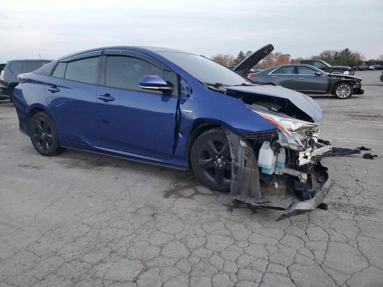 2017 Toyota Prius VIN JTDKARFU4H3050253 Copart auction photo, front end / side damage thumbnail 4