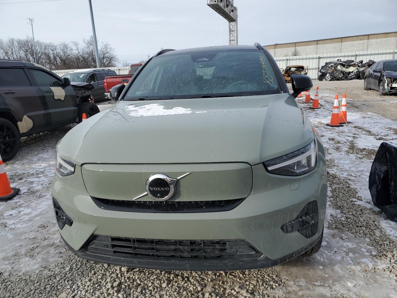 2023 Volvo XC40 VIN YV4ED3UMXP2098541 Copart auction photo, rear end damage thumbnail 5