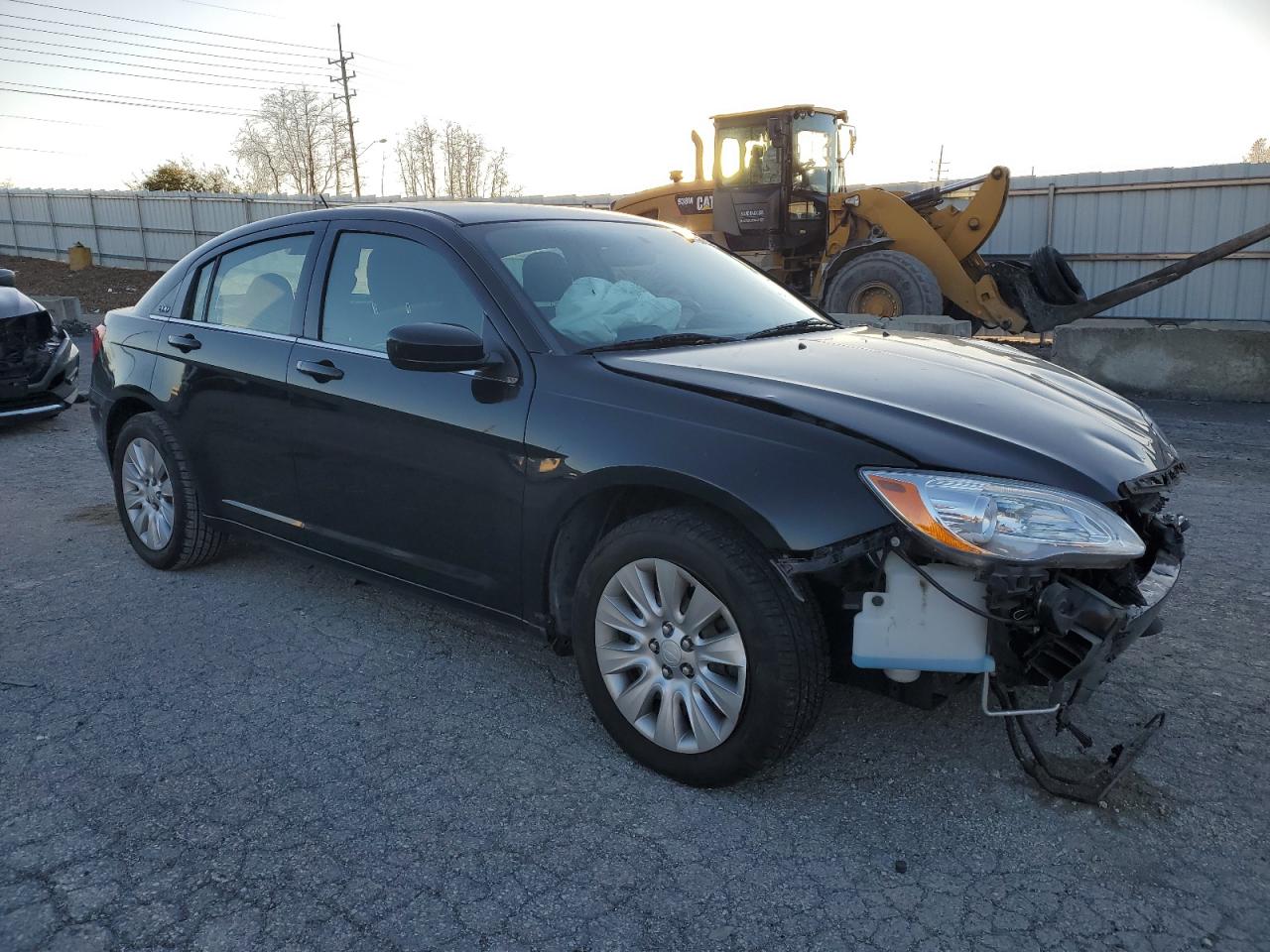 2014 Chrysler 200 VIN 1C3CCBAB3EN122186 Copart auction photo, front end damage thumbnail 4