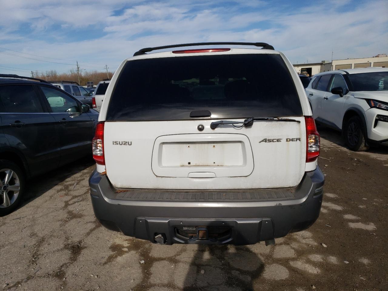 2004 Isuzu Ascender VIN 4NUDS13S242102235 Copart auction photo, minor dent/scratches damage thumbnail 6