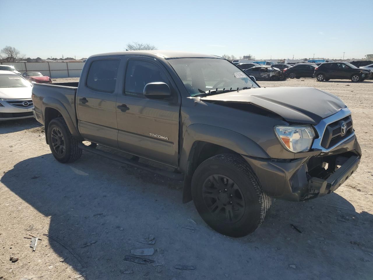 2015 Toyota Tacoma VIN 5TFJU4GN2FX069726 Copart auction photo, front end damage thumbnail 4