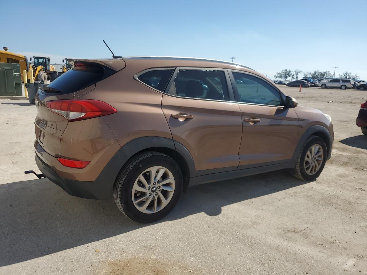 2016 Hyundai Tucson VIN KM8J33A48GU115233 Copart auction photo, mechanical / normal wear damage thumbnail 3