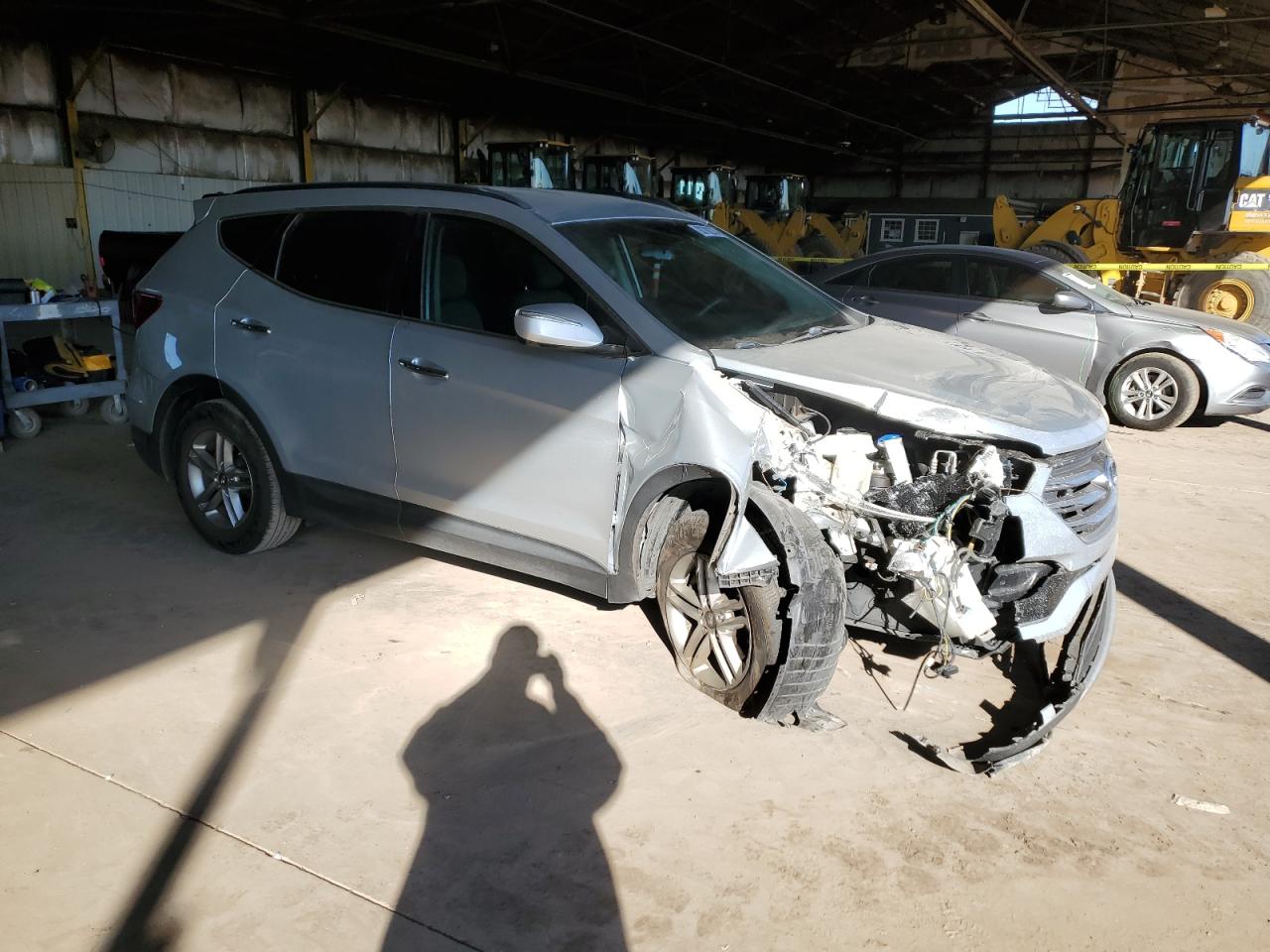 2018 Hyundai Santa Fe VIN 5XYZU3LB6JG541124 Copart auction photo, front end damage thumbnail 4