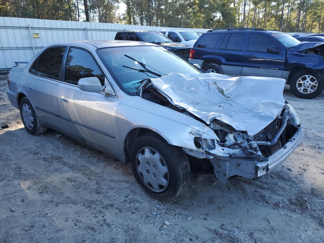 1999 Honda Accord VIN JHMCG6654XC014683 Copart auction photo, front end damage thumbnail 4