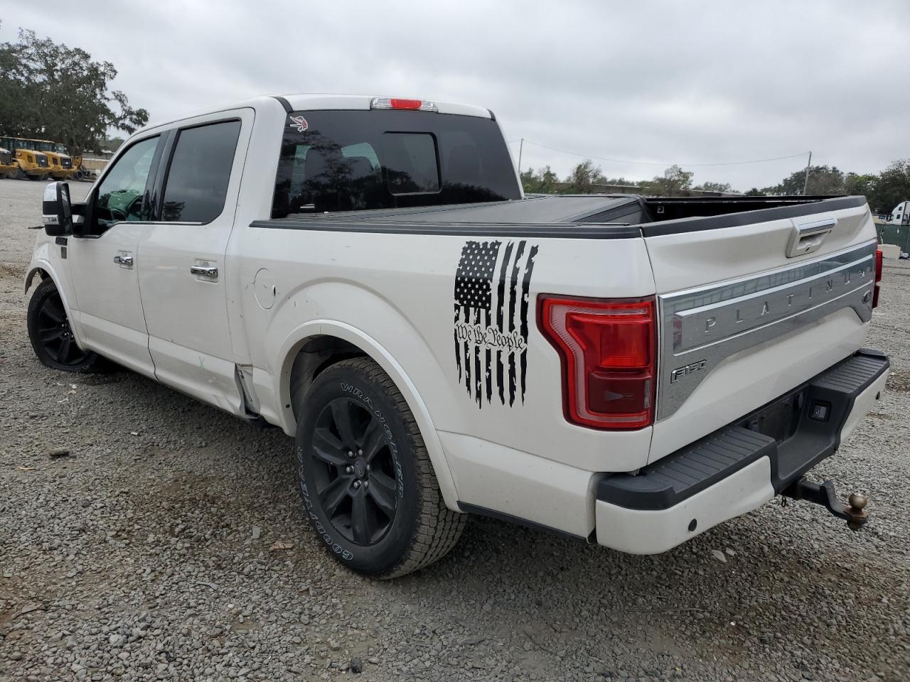 2015 Ford F-150 VIN 1FTEW1EG2FFD10625 Copart auction photo, front end / undercarriage damage thumbnail 2