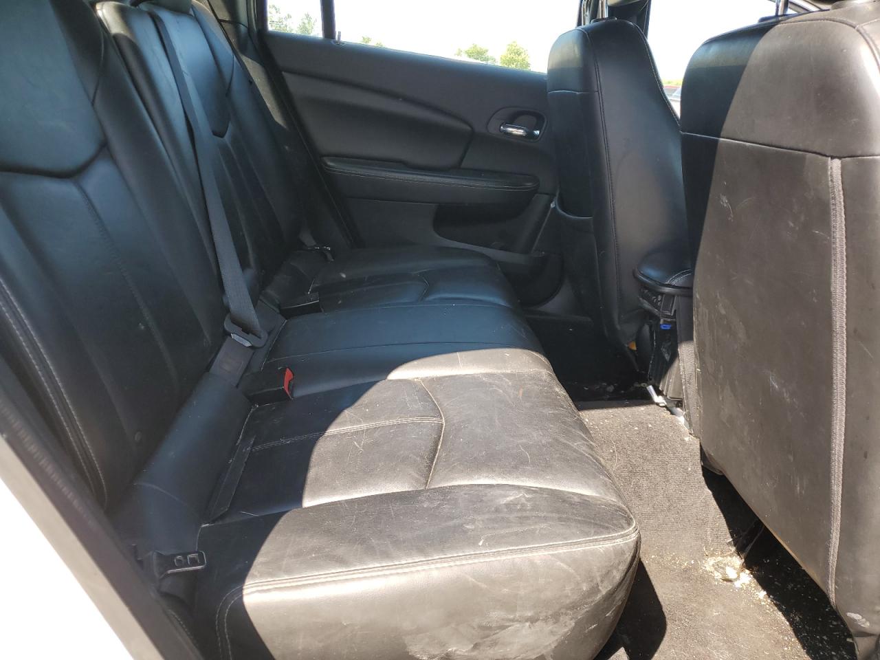 2013 Chrysler 200 VIN 1C3CCBCG6DN634757 Copart auction photo, front end / side damage thumbnail 10