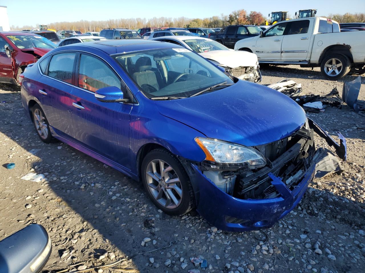 2015 Nissan Sentra VIN 3N1AB7APXFY232433 Copart auction photo, front end damage thumbnail 4