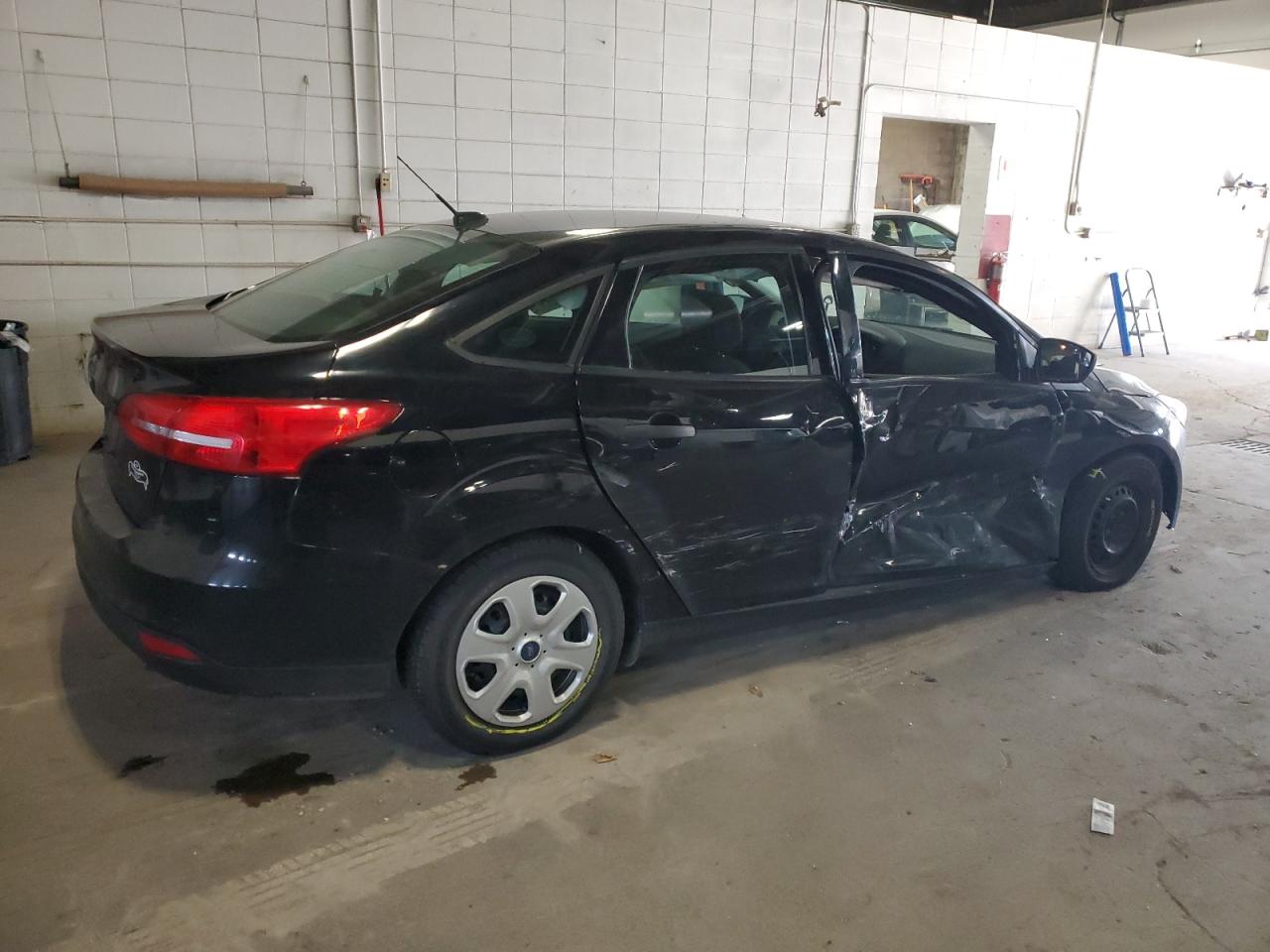 2016 Ford Focus VIN 1FADP3E26GL389007 Copart auction photo, all over damage thumbnail 3