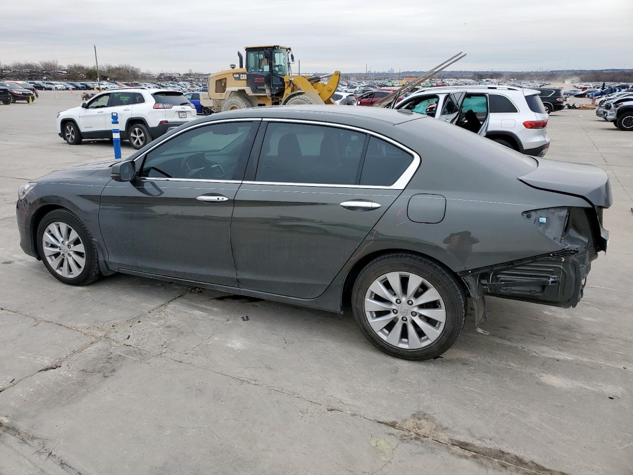2013 Honda Accord VIN 1HGCR2F84DA141246 Copart auction photo, rear end damage thumbnail 2