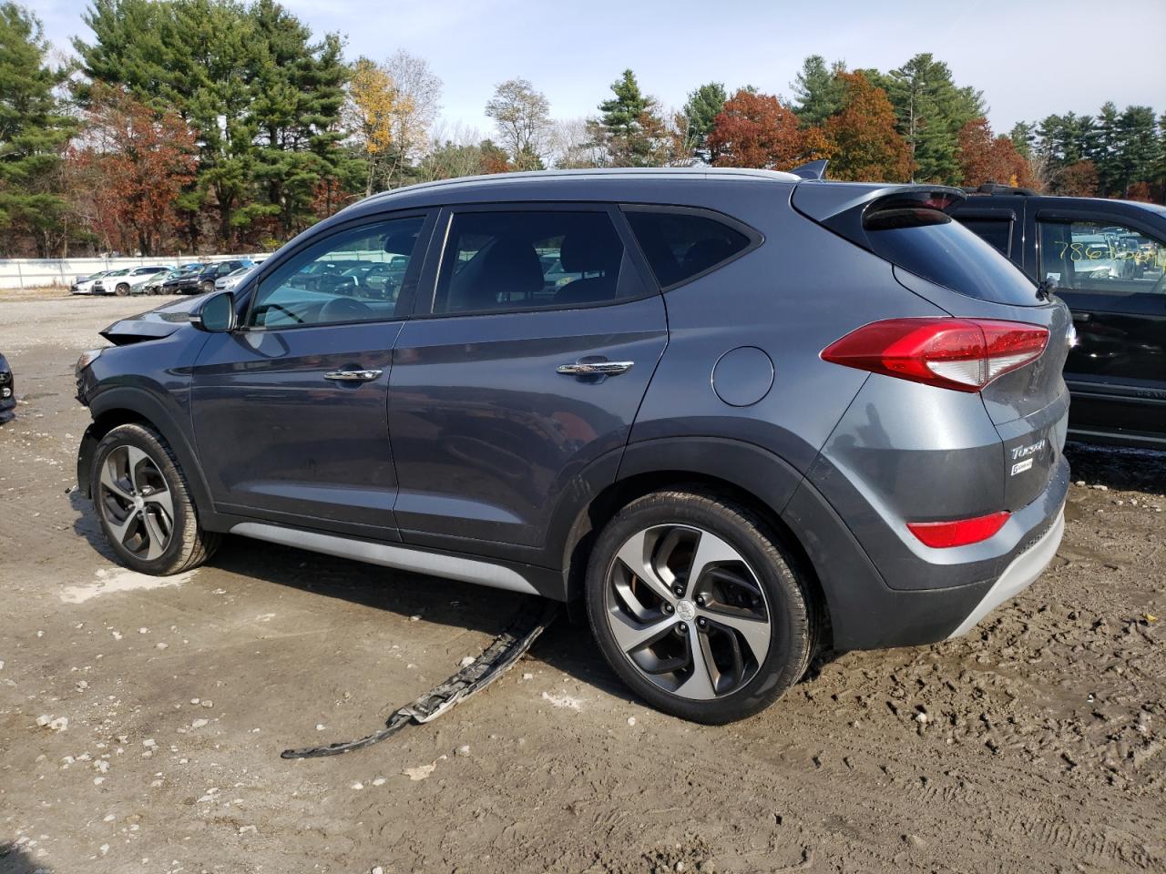 2017 Hyundai Tucson VIN KM8J3CA22HU419318 Copart auction photo, front end / minor dent/scratches damage thumbnail 2