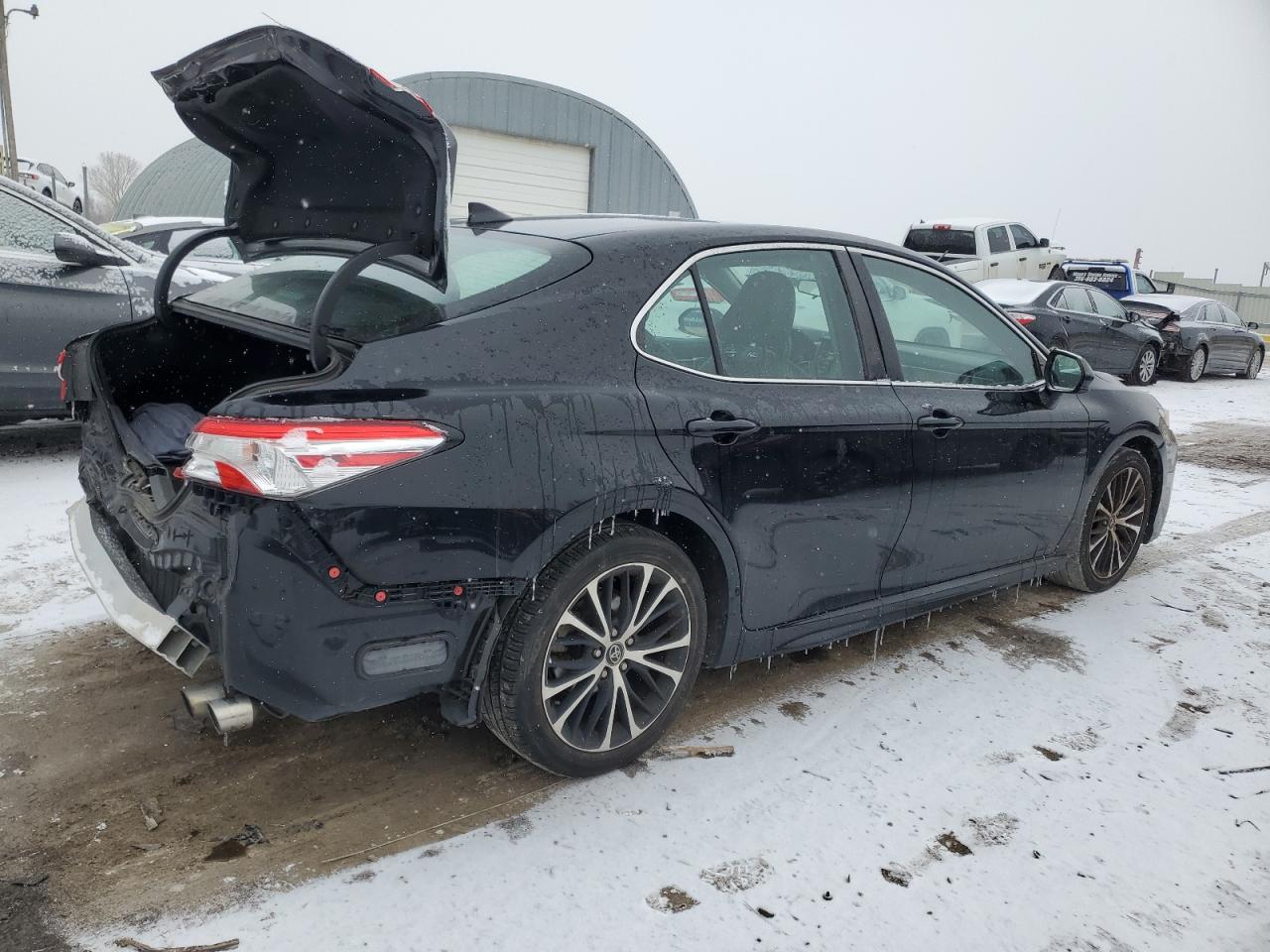 2020 Toyota Camry VIN 4T1G11AK5LU342781 Copart auction photo, rear end / side damage thumbnail 3