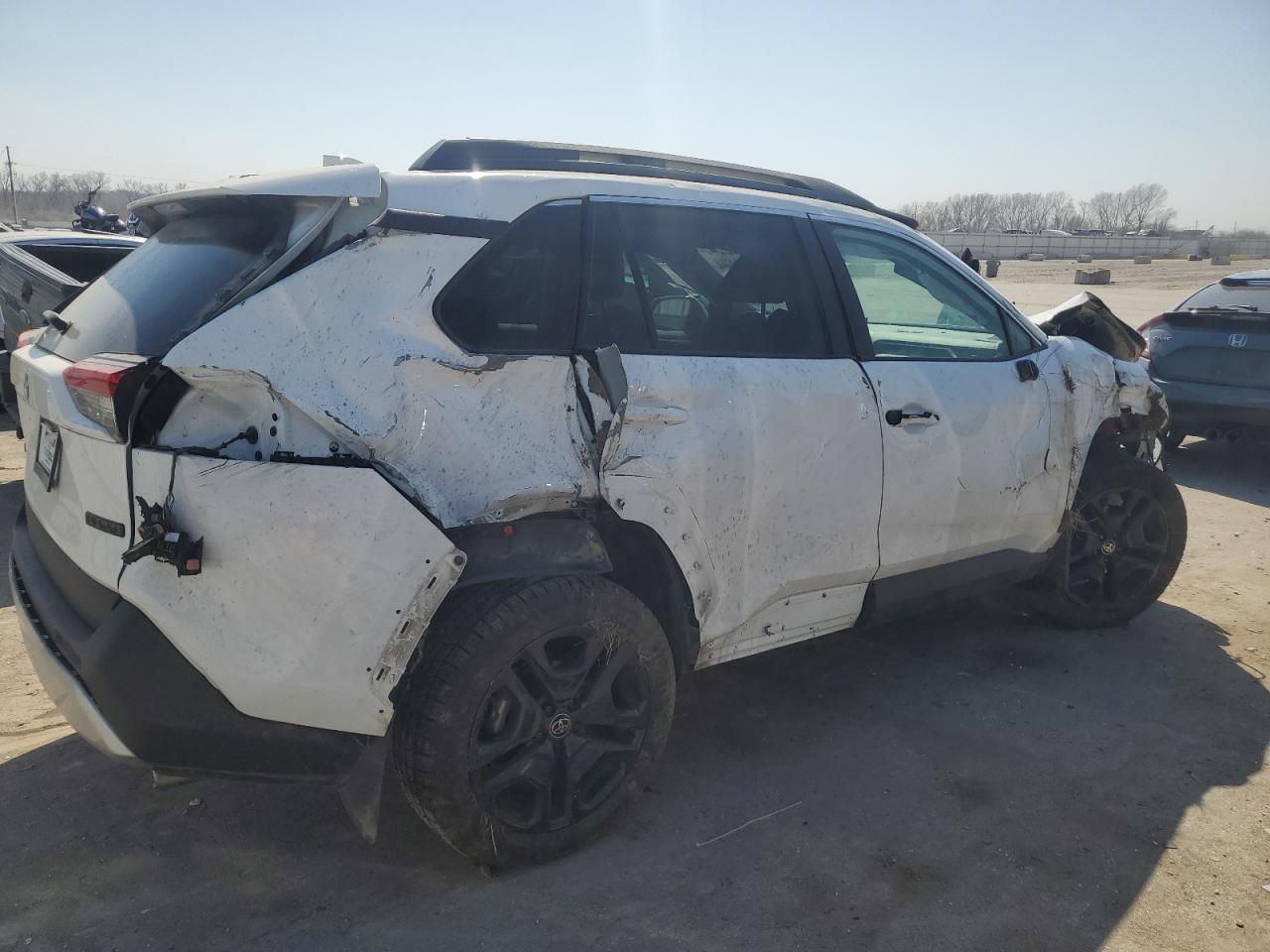 2022 Toyota RAV 4 VIN 2T3J1RFV2NW254739 Copart auction photo, rollover / side damage thumbnail 3