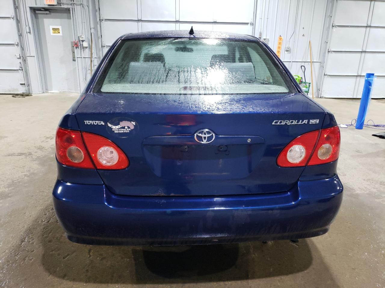 2005 Toyota Corolla VIN JTDBR32E350055929 Copart auction photo, front end / minor dent/scratches damage thumbnail 6