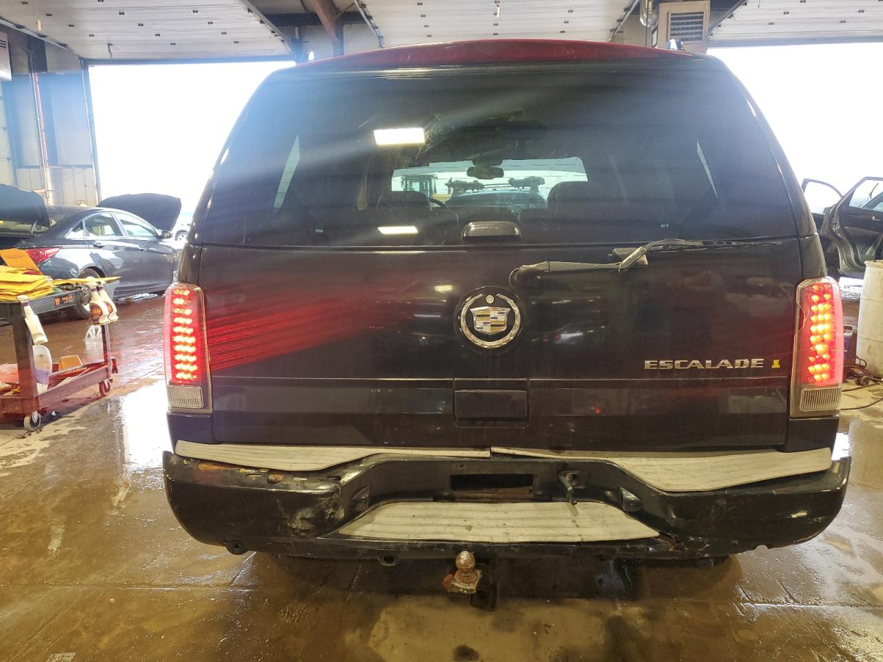 2005 Cadillac Escalade VIN 1GYEK63N45R199335 Copart auction photo, rear end damage thumbnail 6