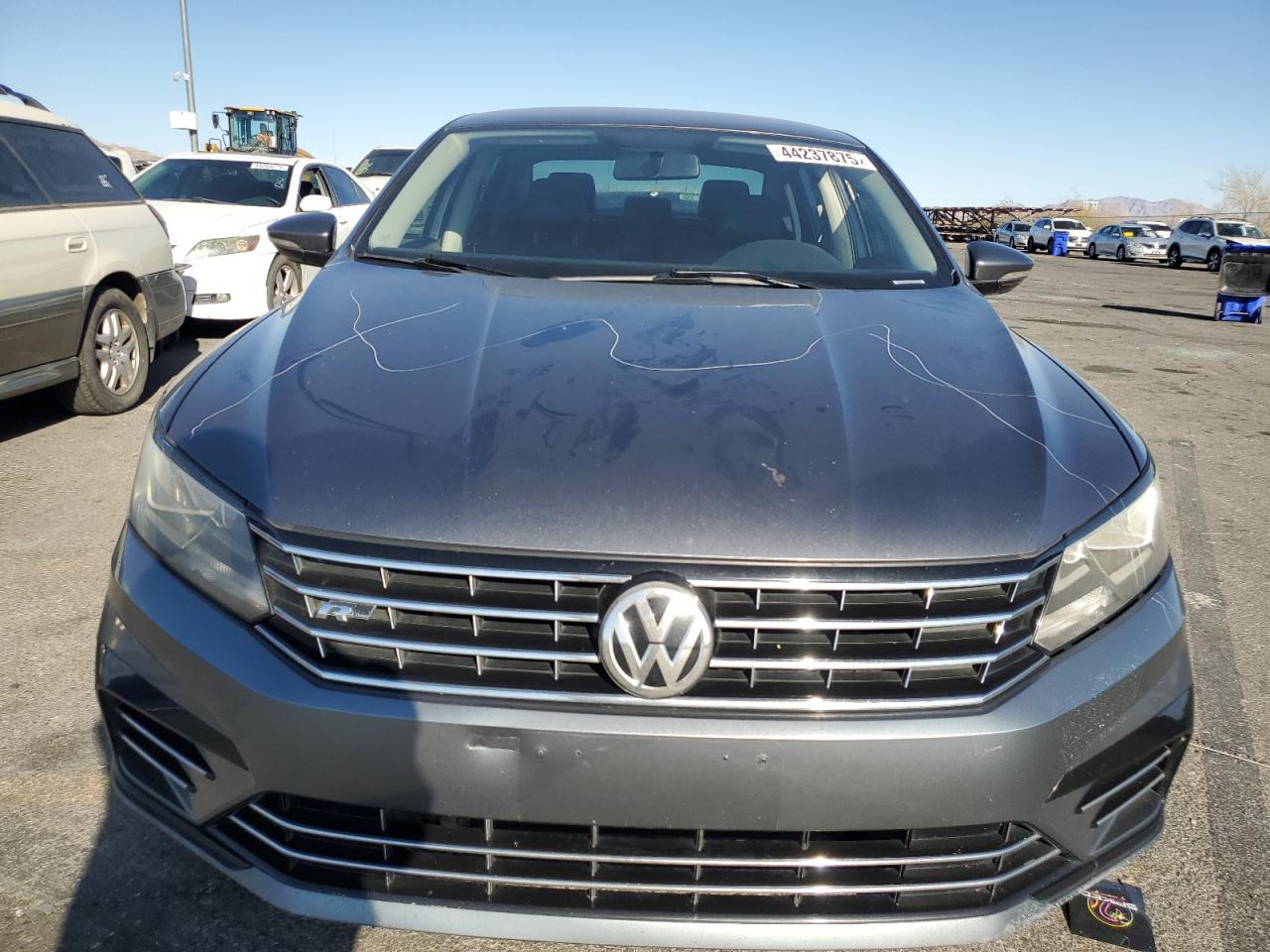 2017 Volkswagen Passat VIN 1VWDT7A38HC050629 Copart auction photo, minor dent/scratches damage thumbnail 5