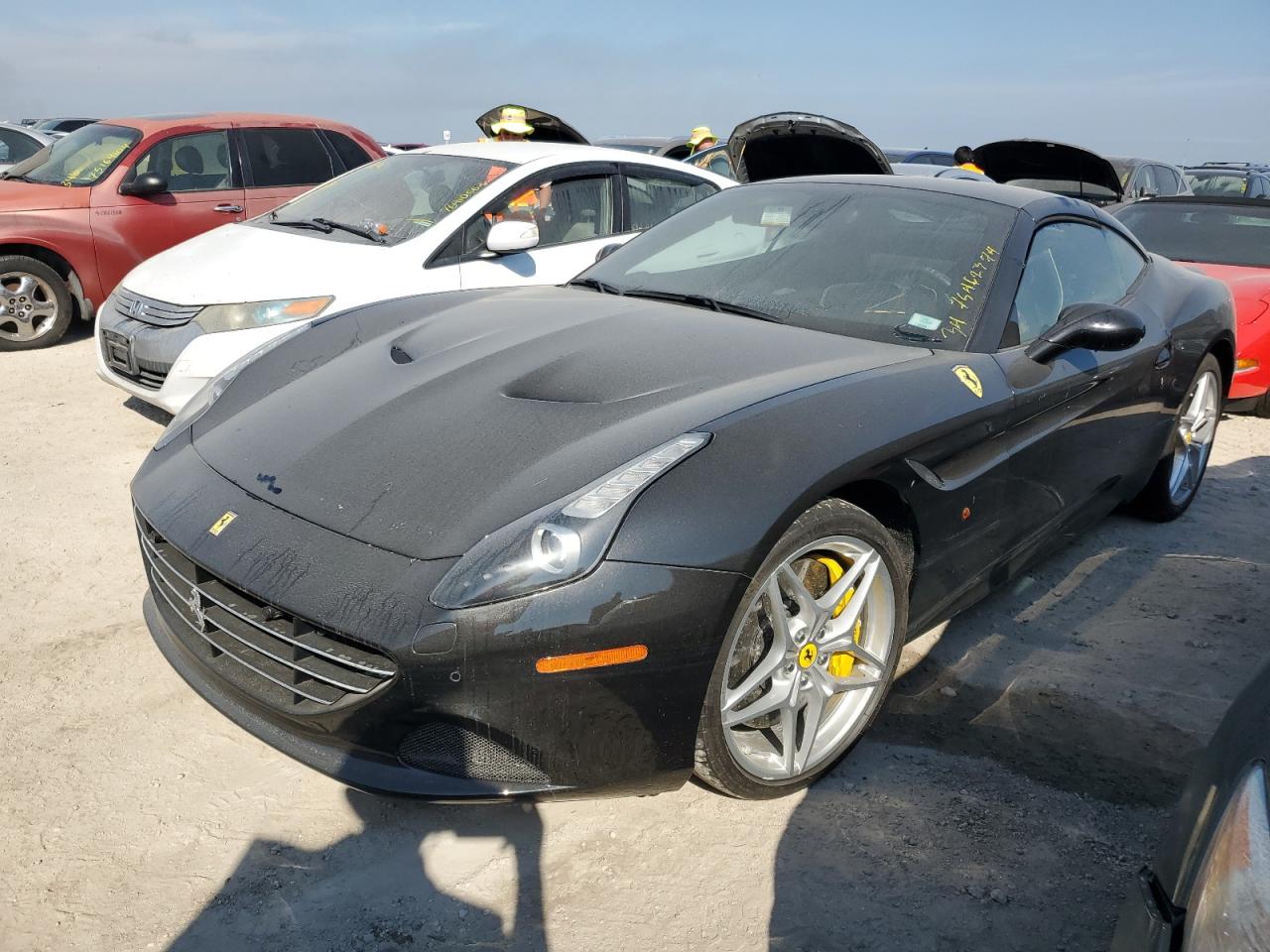 2016 Ferrari California VIN ZFF77XJA1G0215876 - Copart auction photo