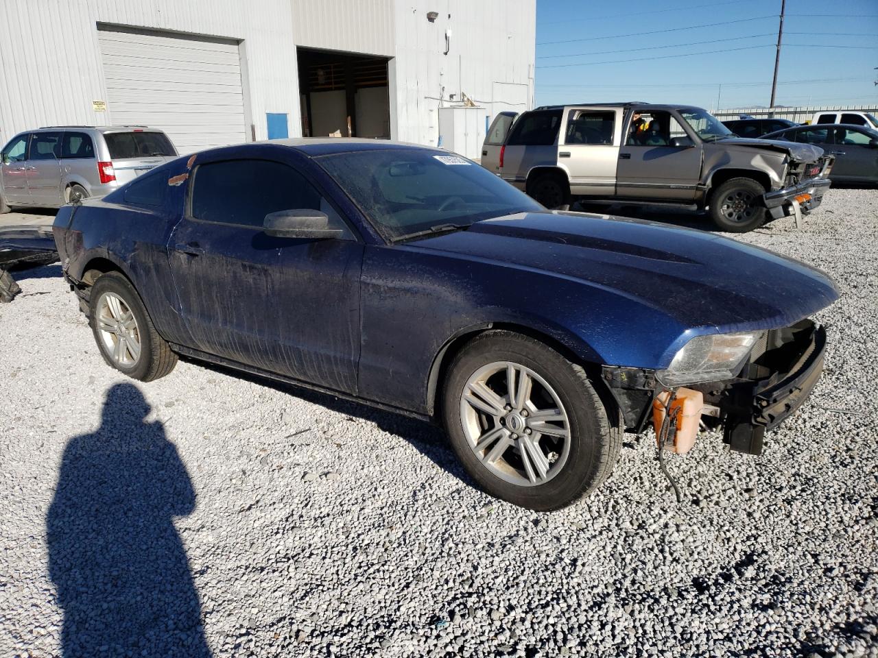2011 Ford Mustang VIN 1ZVBP8AMXB5138622 Copart auction photo, all over damage thumbnail 4