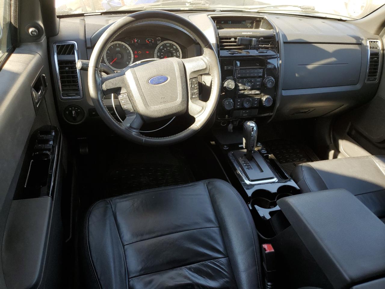 2011 Ford Escape VIN 1FMCU9E72BKB67409 Copart auction photo, front end / minor dent/scratches damage thumbnail 8