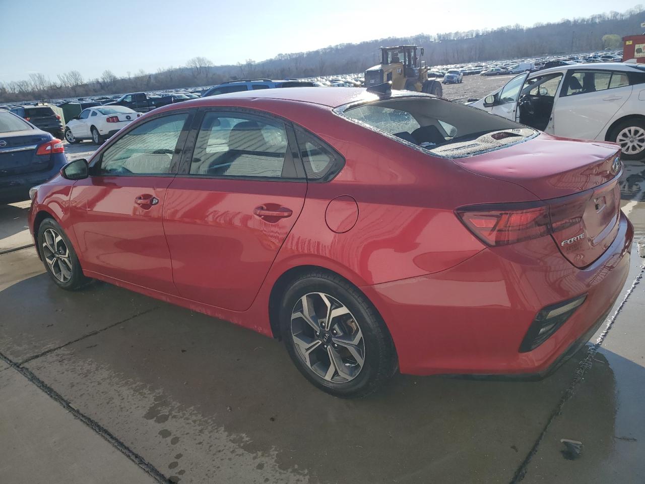 2021 KIA Forte VIN 3KPF24AD2ME305980 Copart auction photo, side / rear end damage thumbnail 2