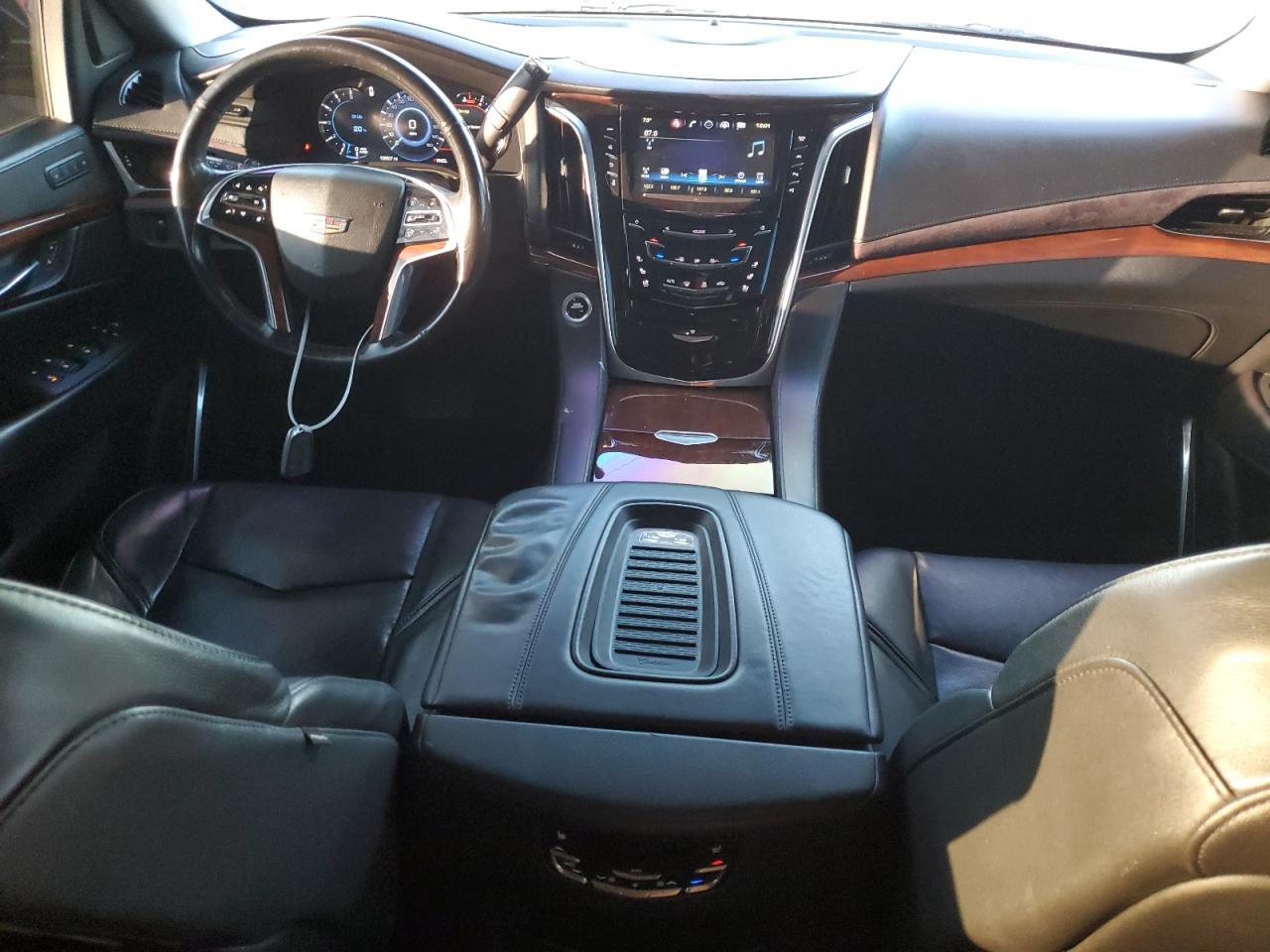 2019 Cadillac Escalade VIN 1GYS3HKJXKR159427 Copart auction photo, minor dent/scratches damage thumbnail 8