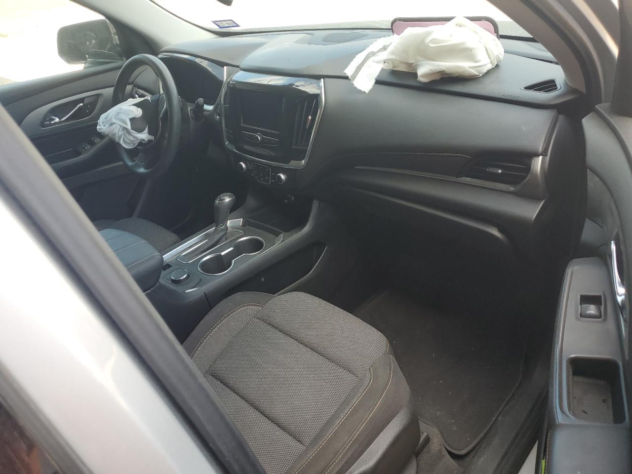 2020 Chevrolet Traverse VIN 1GNERFKW7LJ167445 Copart auction photo, front end / side damage thumbnail 8
