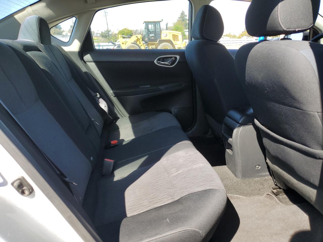 2014 Nissan Sentra VIN 3N1AB7AP4EY211270 Copart auction photo, rear end / minor dent/scratches damage thumbnail 10