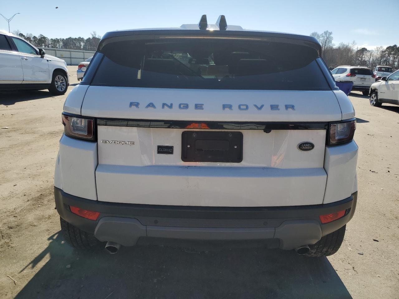 2018 Land Rover Range Rover VIN SALVP2RX5JH303381 Copart auction photo, front end / side damage thumbnail 6